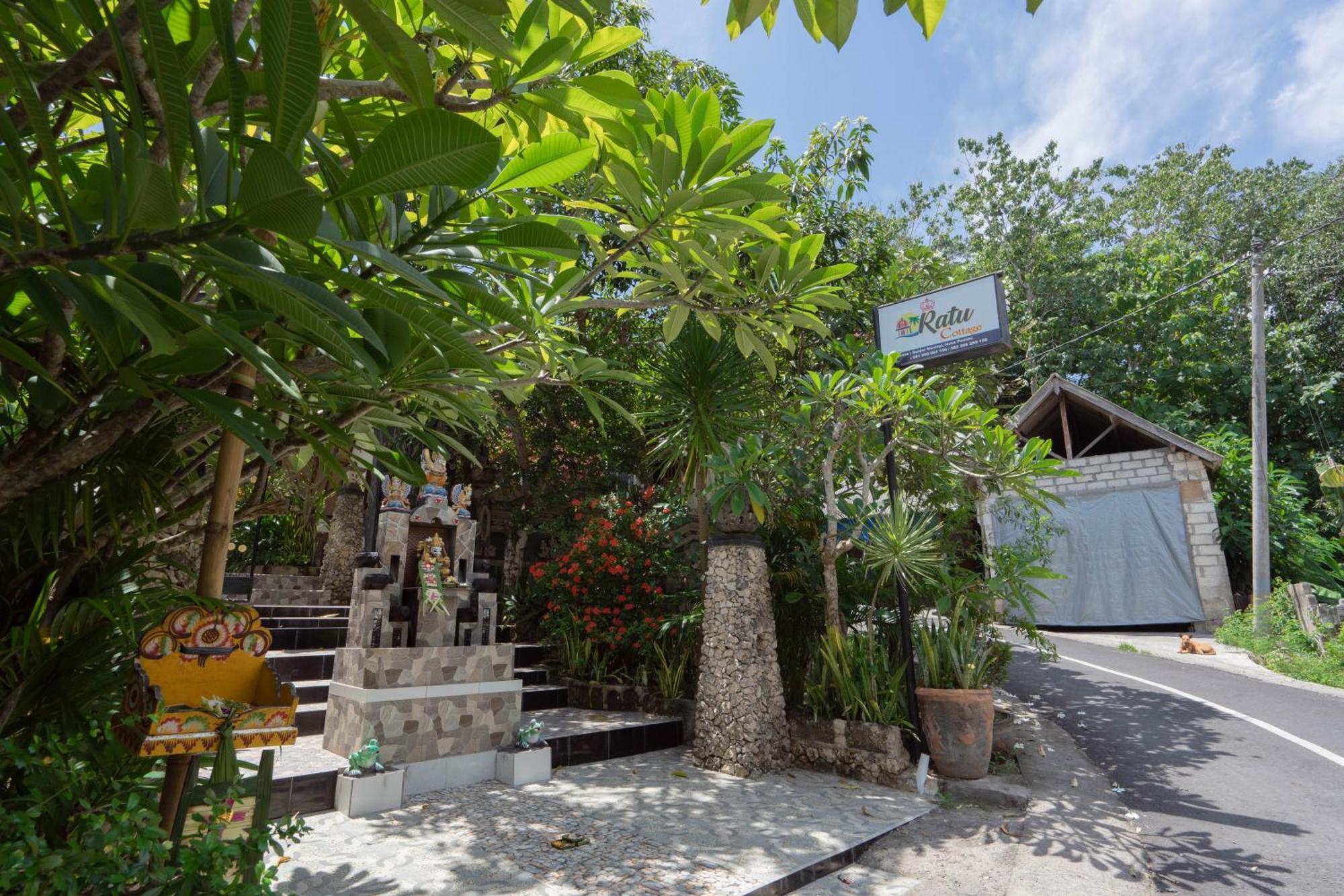 Ratu Cottage By Ourstory Travels Batununggul ภายนอก รูปภาพ